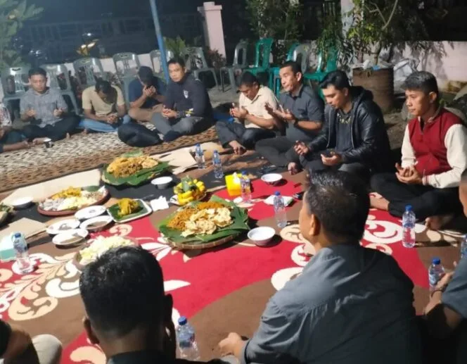 
					Kapolres Batubara Gelar Silaturahmi dan Kenduri Kampung untuk Ciptakan Kamtibmas Kondusif Jelang Pilkada 2024