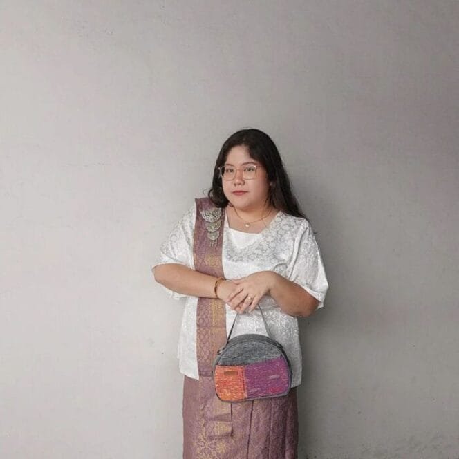
					Berawal dari Hobi, Menuju Panggung Nasional: Sosok Jasmine Anak Muda yang Membanggakan Ulos.