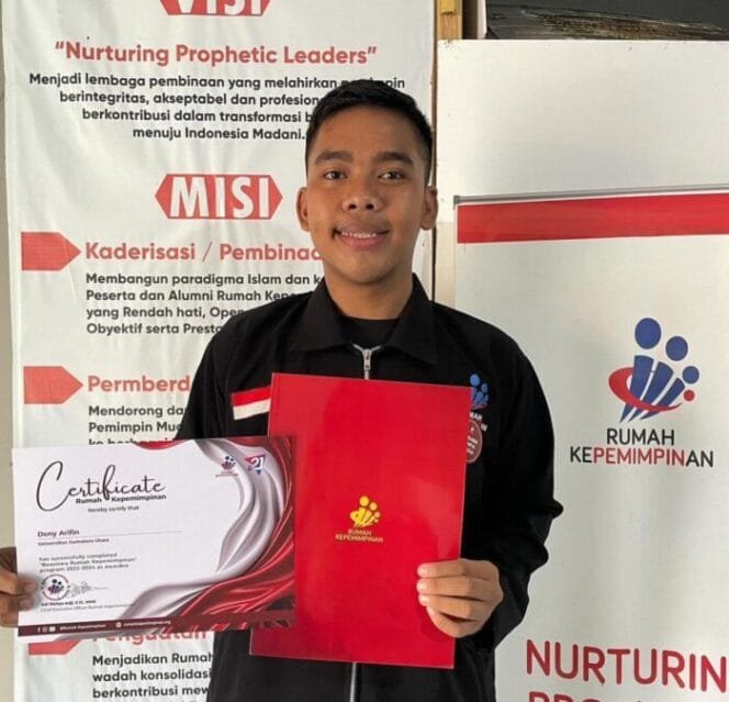 
					Sabet 4 Beasiswa Ternama Selama Kuliah, Deny Arifin Kuliah Gratis 
