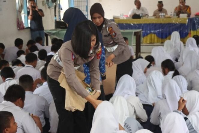 
					Kapolres Batu Bara Gelar Simulasi Program Makan Siang Gratis di SMP N 1 Lima Puluh