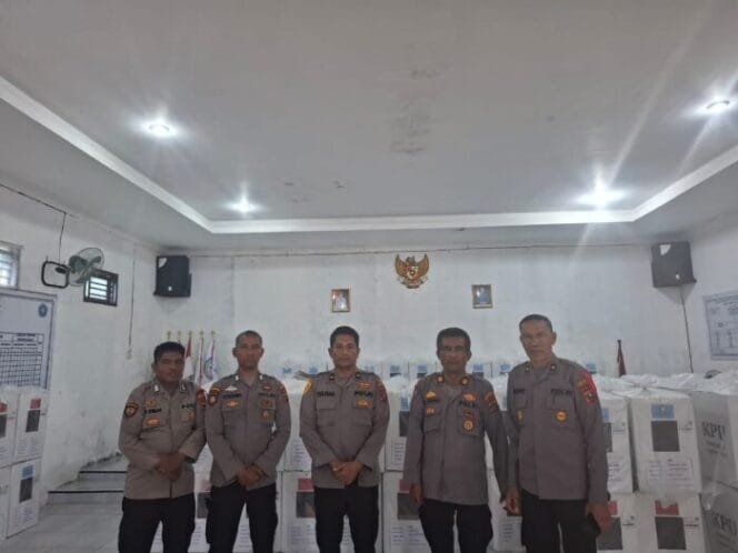 
					Polres Batu Bara Kawal Pergeseran Kotak Suara Pilkada 2024 untuk Pastikan Keamanan dan Kondusivitas