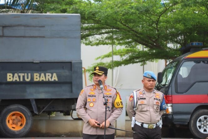 
					Polres Batubara Gelar Apel Kesiapan Pengamanan Rapat Pleno Pilkada 2024