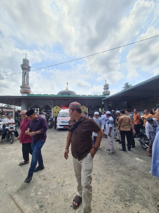 
					Suasana Duka Selimuti Keluarga dr. Guruh Wahyu Nugroho, Ayahanda H. Chandra Dharmawan Berpulang