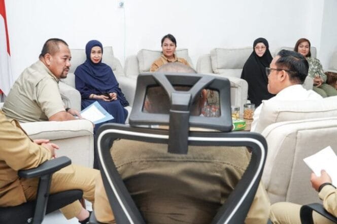 
					Dorong Peningkatan Pelayanan Kesehatan, Bupati Batu Bara Terima Audiensi RSUD H. OK Arya Zulkarnain