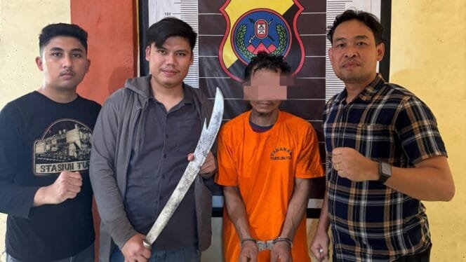 
					Polsek Lima Puluh Tangkap Pelaku Pengancaman Kades Empat Negeri, Motif Diduga Terkait Sengketa BumDes