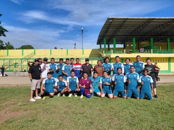 
					Pertandingan Persahabatan Football Club BRI, Polres dan Dishub Kota Padangsidimpuan