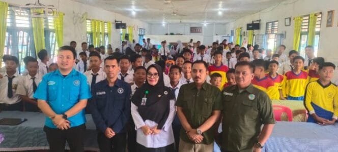 
					Cegah Generasi Muda dari Narkoba, BNNK dan IWO Gelar Sosialisasi di SMPN 1 Lima Puluh
