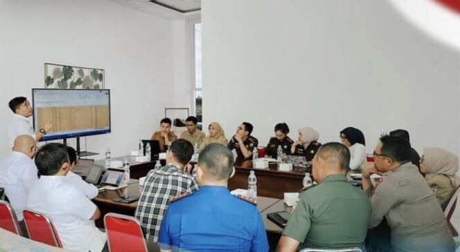 
					Bapenda Batu Bara Giatkan Koordinasi PBJT Listrik Bersama PLN Dan Forkopimda