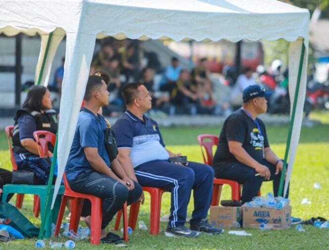 
					Kapolres Batu Bara Hadiri dan Dukung Timnya di Turnamen Minisoccer Bahagia CUP