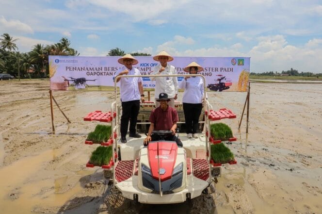 
					Deli Serdang Kabupaten Pertama di Sumatera Utara Lakukan Modernisasi Pertanian