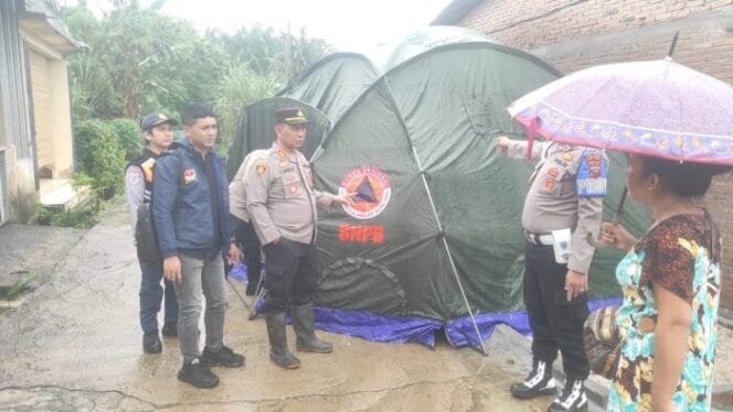 
					Polres Batu Bara Tingkatkan Pelayanan dan Monitoring untuk Warga Terdampak Banjir