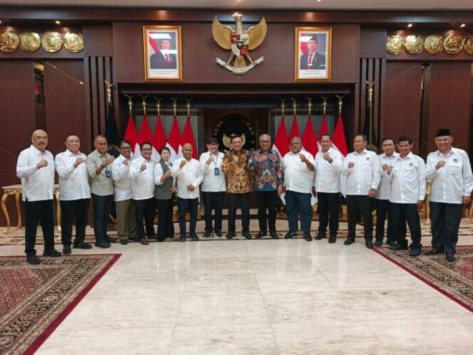 
					Menko Polkam Ajak PWI Berkontribusi Membangun Suasana yang Teduh