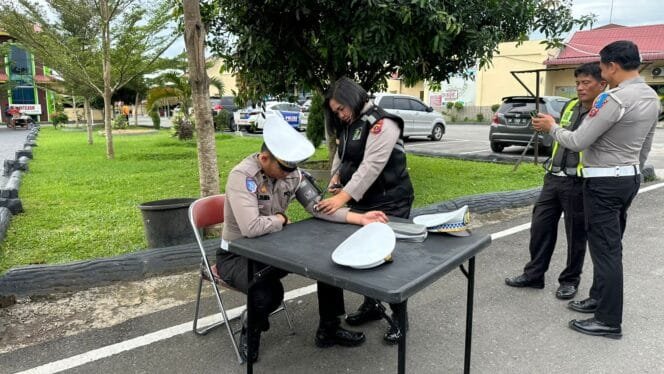 
					Sub Satgas Dokkes Polres Batu Bara Laksanakan Pemeriksaan Kesehatan Personel Ops Zebra Toba 2025