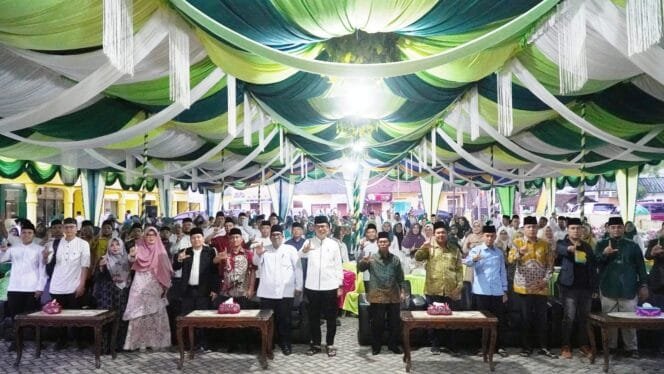 
					Buka Puasa Dengan Ratusan Guru PAI, Amril Tegaskan Komitmen Wujudkan Langkat Religius