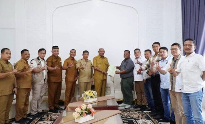 
					Bupati Afandin Terima Hibah 4,6 Hektare Untuk Huntap Korban Banjir Langkat