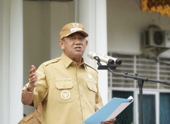 
					Afandin Himbau Seluruh stakeholder dan Masyarakat Langkat Agar Melaksanakan gerakan ASRI