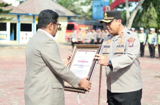 
					Komnas PA Pusat Berikan Penghargaan Kepada Polres Langkat Berkat Tangani Kasus Viral Secara Humanis