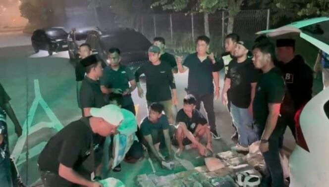 
					Kejar-kejaran di Tol, Satnarkoba Deli Serdang Tangkap Bandar dan Amankan 50 Kg Sabu