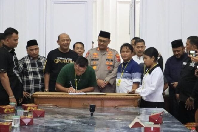 
					Forkopimda Langkat Gelar Silaturahmi, Kasus Saling Lapor Diselesaikan Lewat Musyawarah