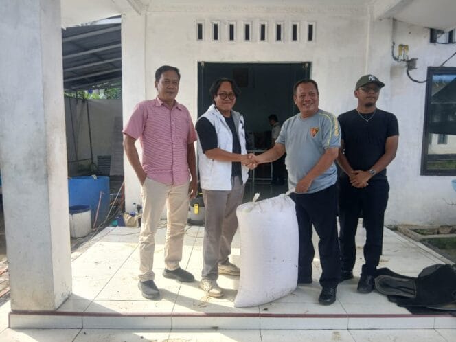 
					SMSI Batu Bara Salurkan Bantuan Jagung dari Lapas Labuhan Ruku ke Pesantren Al Itqon