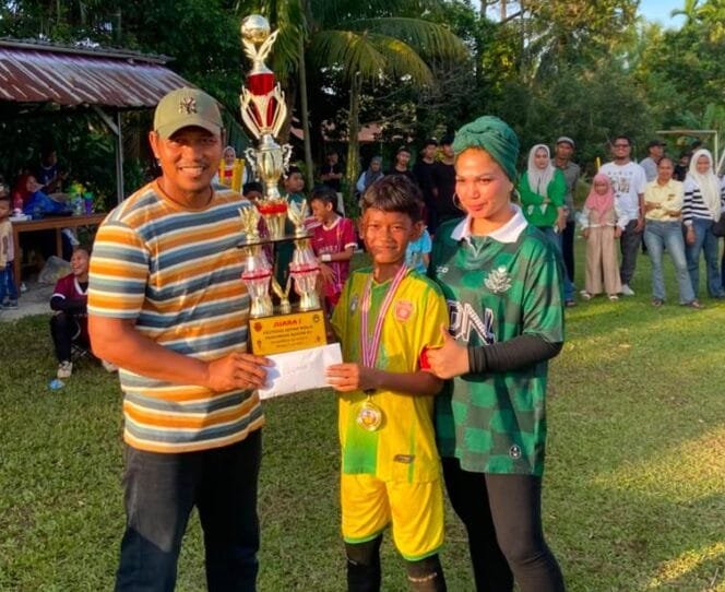 
					SSB Tunas Muda Medan Juara Piala Saktiawan Sinaga U-12, Taklukkan Surya Utama Lewat Adu Penalti Dramatis