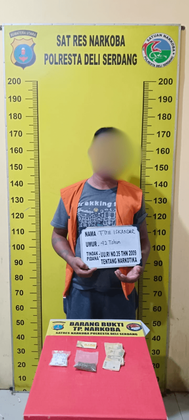 
					Satresnarkoba Polresta Deli Serdang Tangkap Pengedar Ganja di Galang, Sita 7,43 Gram Barang Bukti