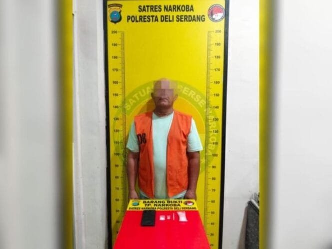 
					Pria 56 Tahun Dibekuk Satresnarkoba Polresta Deli Serdang, Dua Paket Sabu Berhasil Diamankan